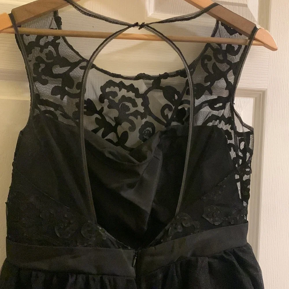 Formal open back dress beaded - Picture 6 of 11